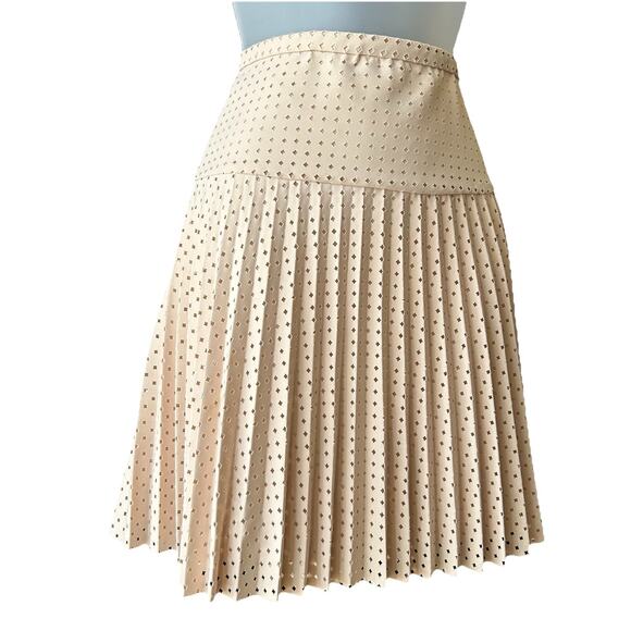 J. Crew Laser Cut Drop Waist Pleated Mini Skirt Womens Size 4 Nude Lined - Picture 2 of 11